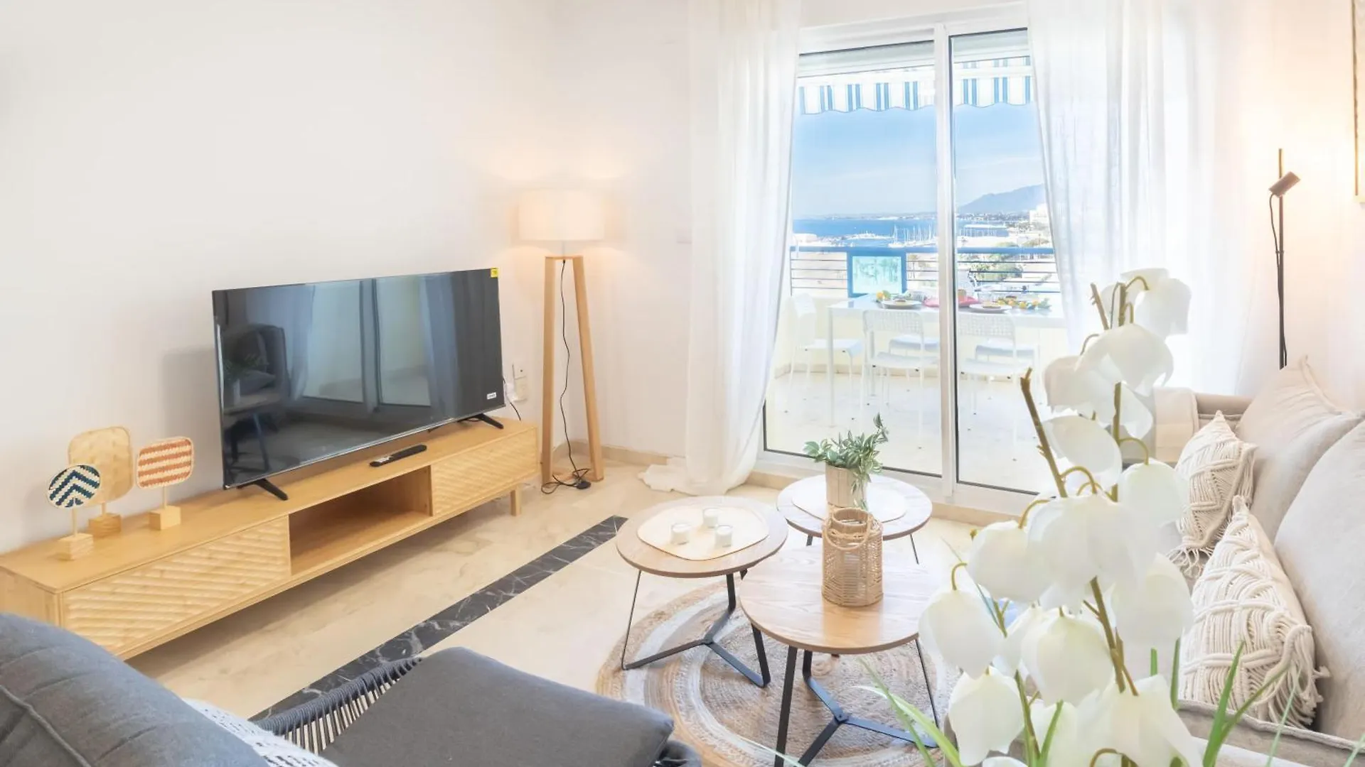 Apartamento Banana Beach Ll Marbella Spain