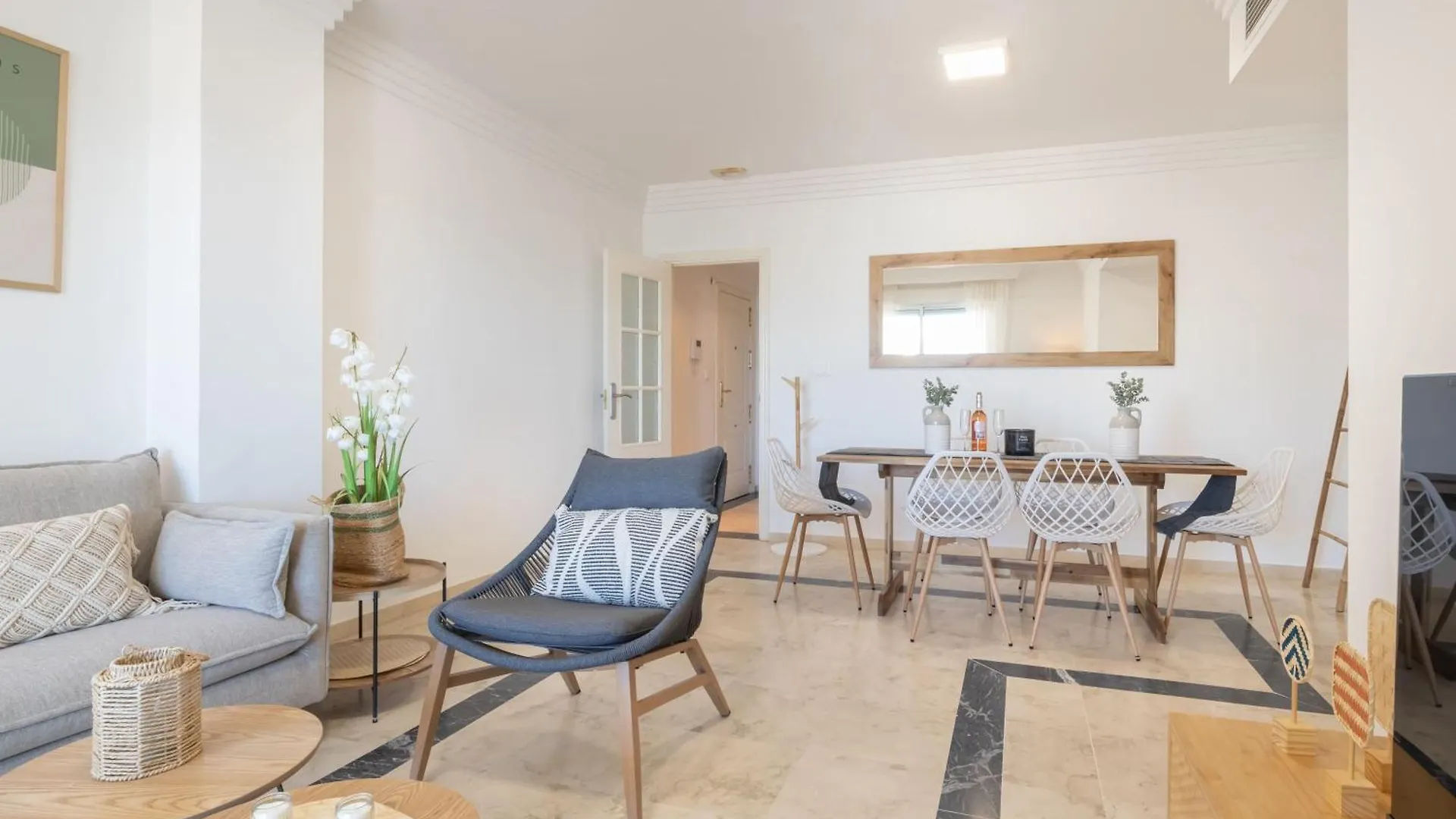 Apartamento Banana Beach Ll Marbella Apartment